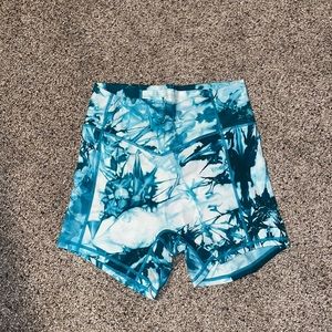 Balance Athletica oasis shorts